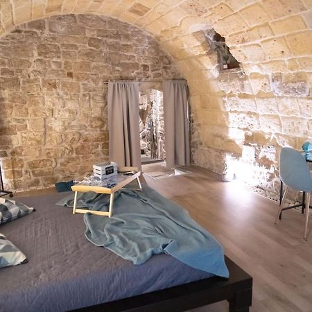 Bed and Breakfast La Giudecca Трани Экстерьер фото