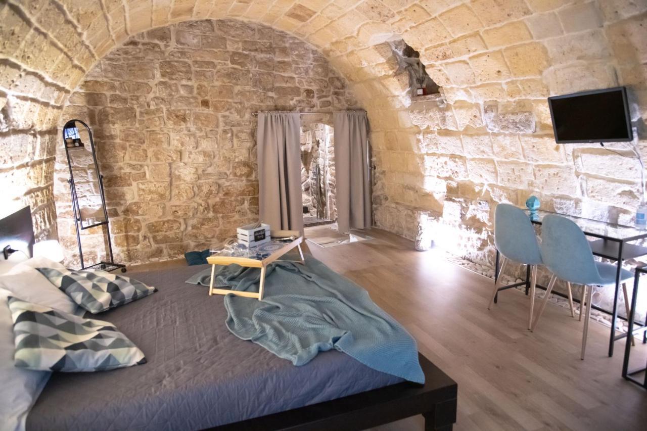 Bed and Breakfast La Giudecca Трани Экстерьер фото