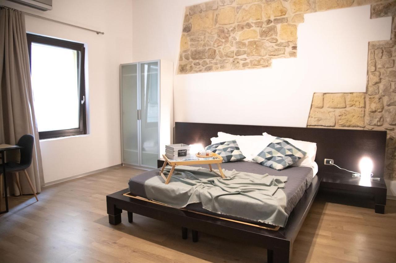 Bed and Breakfast La Giudecca Трани Экстерьер фото