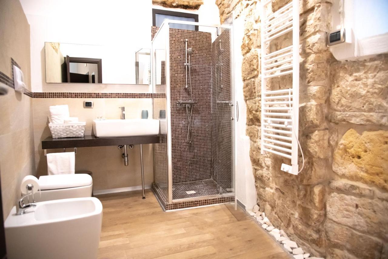 Bed and Breakfast La Giudecca Трани Экстерьер фото