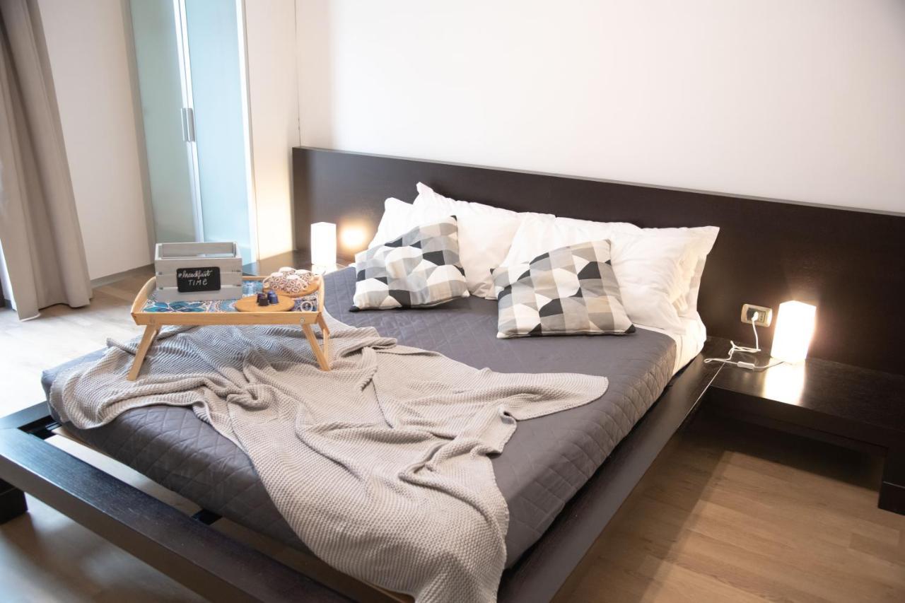 Bed and Breakfast La Giudecca Трани Экстерьер фото