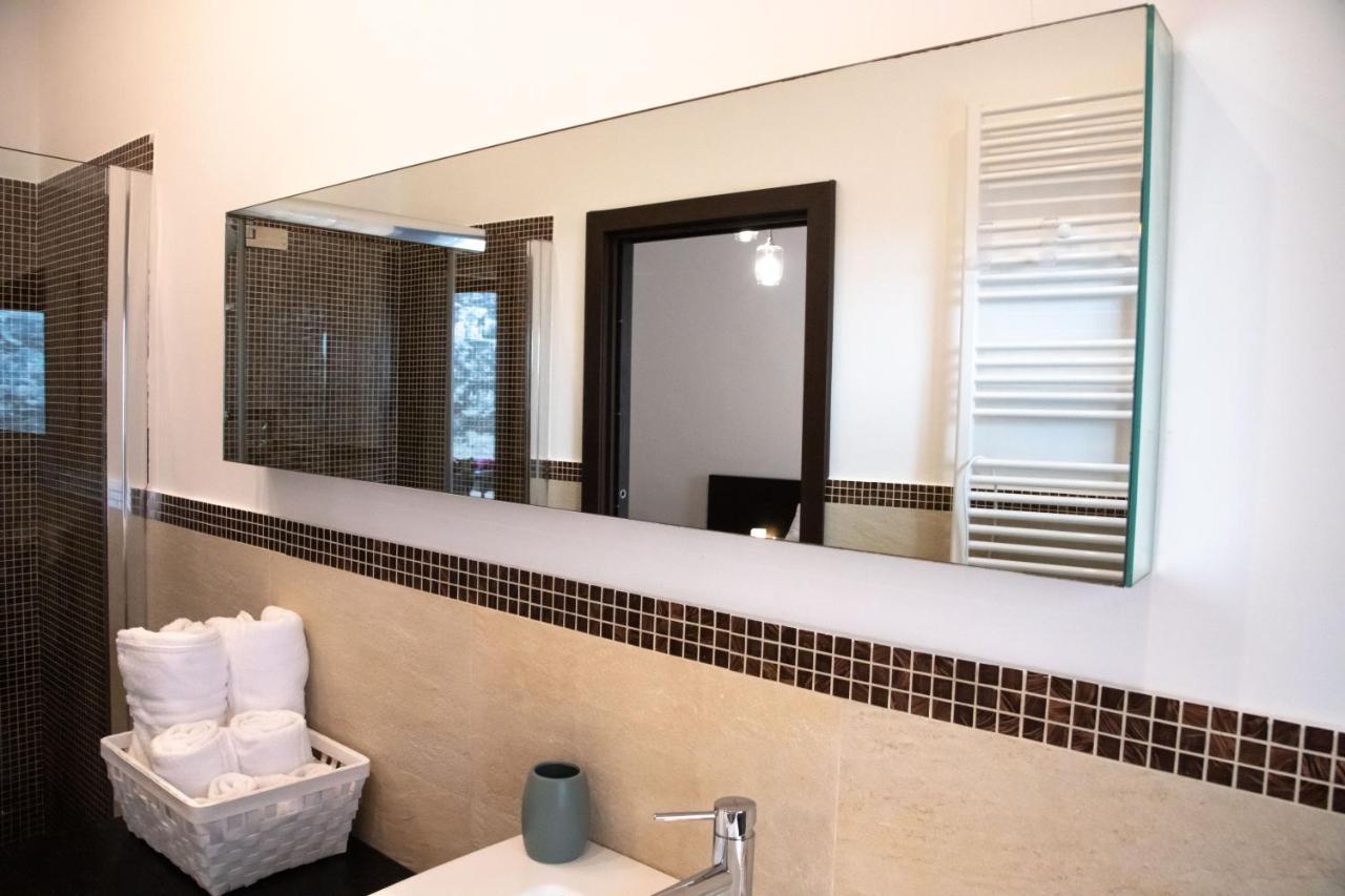 Bed and Breakfast La Giudecca Трани Экстерьер фото
